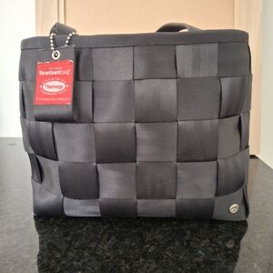 Harveys Seatbelt Bag Large Black Tote – Durable & Stylish. MADE IN USA